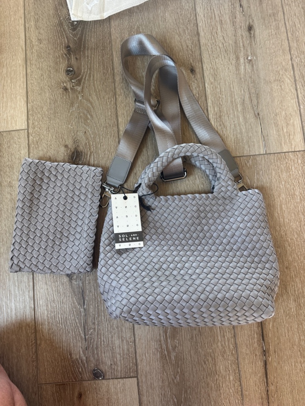 Last 1! NWT Sky's The Limit - Woven Neoprene Small Crossbody in Fog - Picture 8 of 8